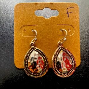 Drop earrings - new never worn